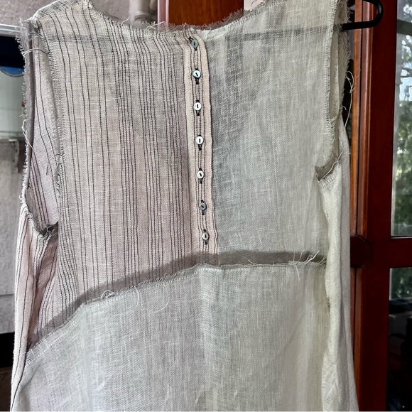 Designer Urvashi Kaur summery linen tunic in off white/grey in L - Picture 6 of 6